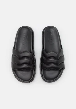 Marni Fussbett Shoe - Sandalias Planas - Black -Zapateria Top 0596b6c2521f49199866e490eb9070fa scaled