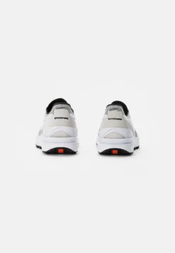 Nike Sportswear Waffle One Unisex - Zapatillas - Summit White/White-Black-Orange 15 Nike Sportswear Waffle One Unisex - Zapatillas - Summit White/White-Black-Orange -Zapateria Top 082e89bc99fd445a9529aa22e199c7b4 scaled
