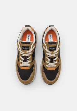 Pepe Jeans Dave Road M - Zapatillas - Mud -Zapateria Top 395de28b43424fbc91070ee931fda922 scaled