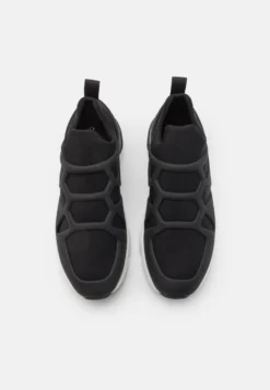 Calvin Klein Cage - Zapatillas - Black -Zapateria Top 3d6f040f4a884d55bcb37bdbb9bbb1bb scaled