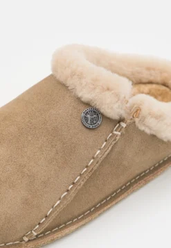 Birkenstock Zermatt Premium Unisex - Pantuflas - Taupe 11 Birkenstock Zermatt Premium Unisex - Pantuflas - Taupe -Zapateria Top 59f1a0eac53d4aaca25d86b7f2832a75 scaled