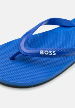 Boss Tracy- Chanclas De Dedo - Bright Blue -Zapateria Top 5c3667f134de4a4e96e156d12b7eec84 scaled