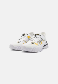 Fondo New Trail Trek Shoes - Zapatillas - White/Gold -Zapateria Top 6c817eaecda64ddaaee044c4dcd758d0 scaled