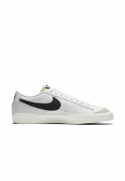 Nike Sportswear Blazer 77 Vntg Unisex - Zapatillas - White/Black Sail Total Orange 12 Nike Sportswear Blazer 77 Vntg Unisex - Zapatillas - White/Black Sail Total Orange -Zapateria Top 85565d7837bd4dadb03fecf2b9762d64 scaled