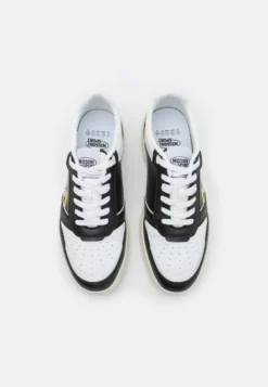 Shmibnl Unisex - Zapatillas - Black Pixel -Zapateria Top 8d54aec58e8e413491c525012946a901 scaled