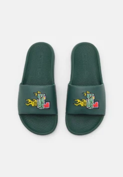 Lacoste Croco Slide - Sandalias Planas - Green/Yellow -Zapateria Top 9961ca3d94134d96b16382200b644437 scaled