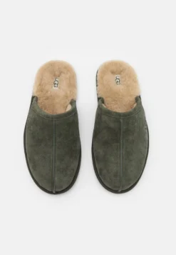 Ugg Scuff - Pantuflas - Forest Night -Zapateria Top a23fe60b4f5040a68cad64627833bdf0 scaled