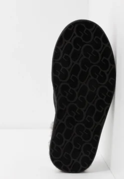 Ugg Scuff - Pantuflas - Black -Zapateria Top a7d657a828814ad5b648a220729f64dd