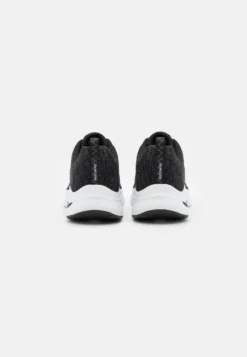 Arch Fit Paradyme - Zapatillas - Black/White 8 Arch Fit Paradyme - Zapatillas - Black/White -Zapateria Top ae42bcc50d0f464ba3f2b4eb92afc354 scaled