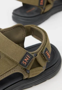 Sandalias De Senderismo - Verde -Zapateria Top c8576ae935e7478dbc1fc517eef47a3e scaled