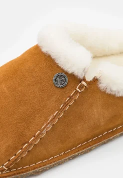 Birkenstock Zermatt Premium Unisex - Pantuflas - Ocker 11 Birkenstock Zermatt Premium Unisex - Pantuflas - Ocker -Zapateria Top c9d342e5fce040d7b1f141383e71cb8b scaled